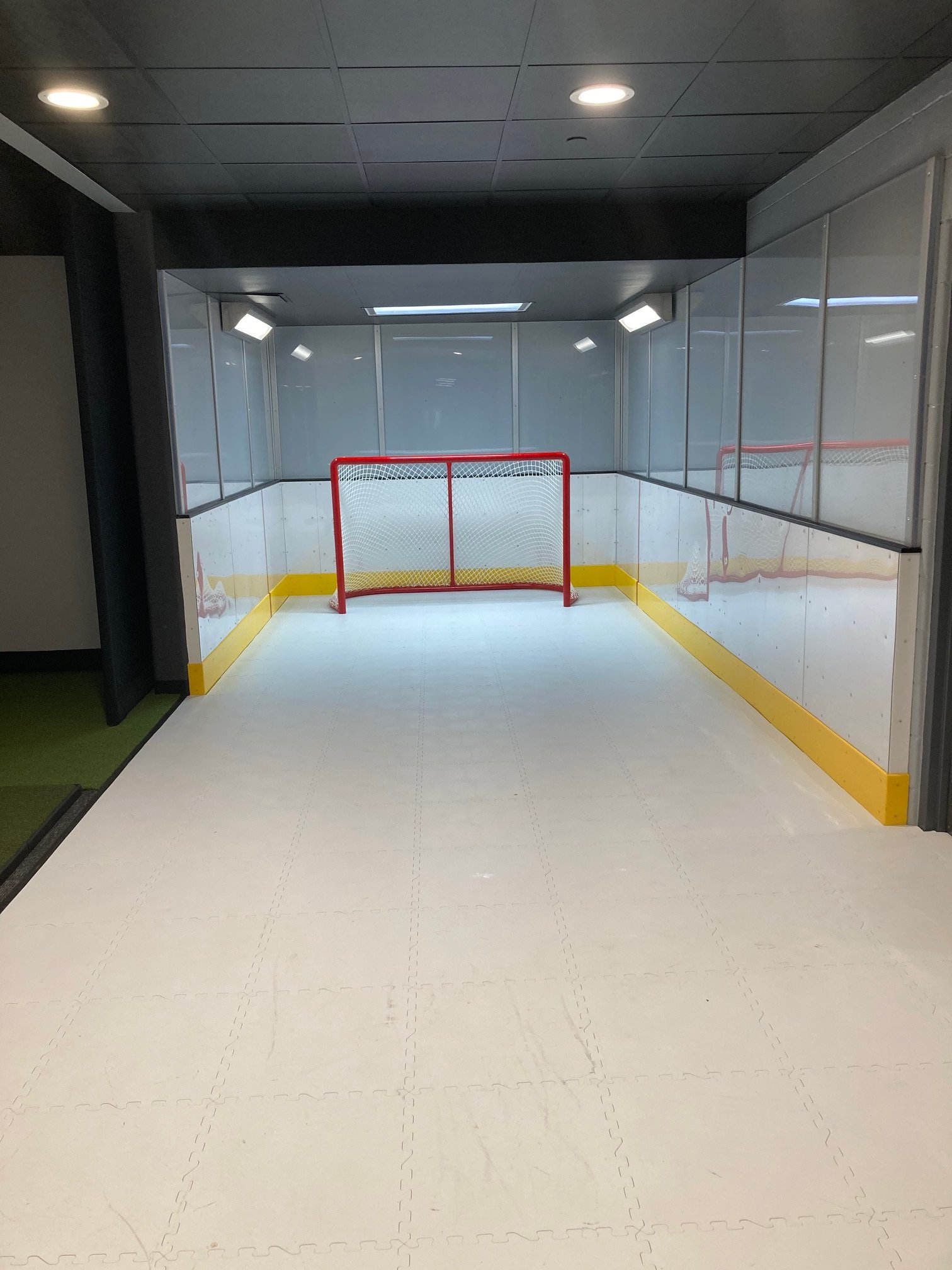 Hockey Varsity Locker Room Nearly Complete 9-1-2022