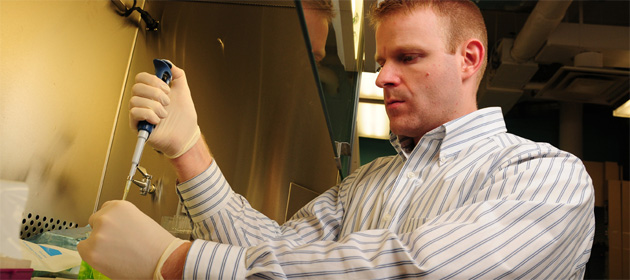 Dr. Ryan Gilbert in the Regeneration and Repair Laboratory