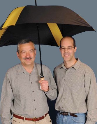 Physicists Alex Kostinski and Raymond Shaw have shown that smaller can be faster, at least where raindrops are concerned. Physicists Alex Kostinski and Raymond Shaw have shown that smaller can be faster, at least where raindrops are concerned.