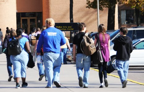 Michigan Tech students are seen walking on campus in this undated photo. A survey of Michigan Tech Students shows nearly all students feel safe on campus.