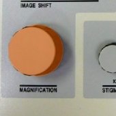 Magnification knob