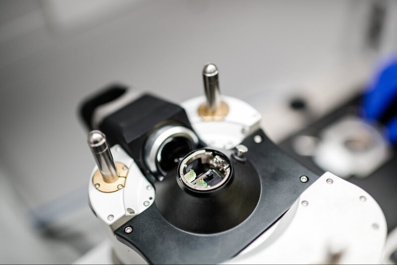 A close up of the Origin AFM.