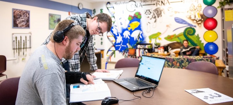 Students in the Biology Learning Center