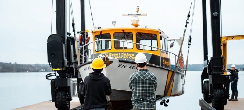 RV Agassiz offers students, faculty, and staff from Michigan Tech, other universities, government laboratories, and industrial partners an opportunity to explore the science of this mighty natural resource