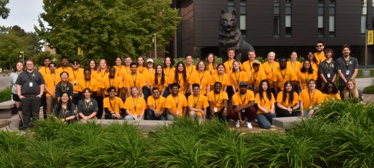 SYP student employee group photo