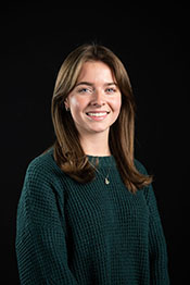 Portrait photo of Emily Calhoun