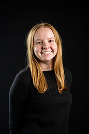 Portrait photo of Emma Quinn