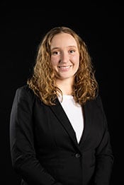 Portrait photo of Sara Gelon