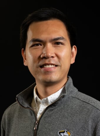Quang Ngoc Vinh Tran