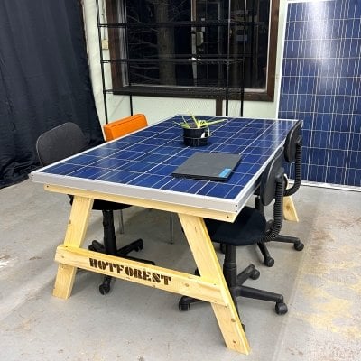 Hotforest Solar Table