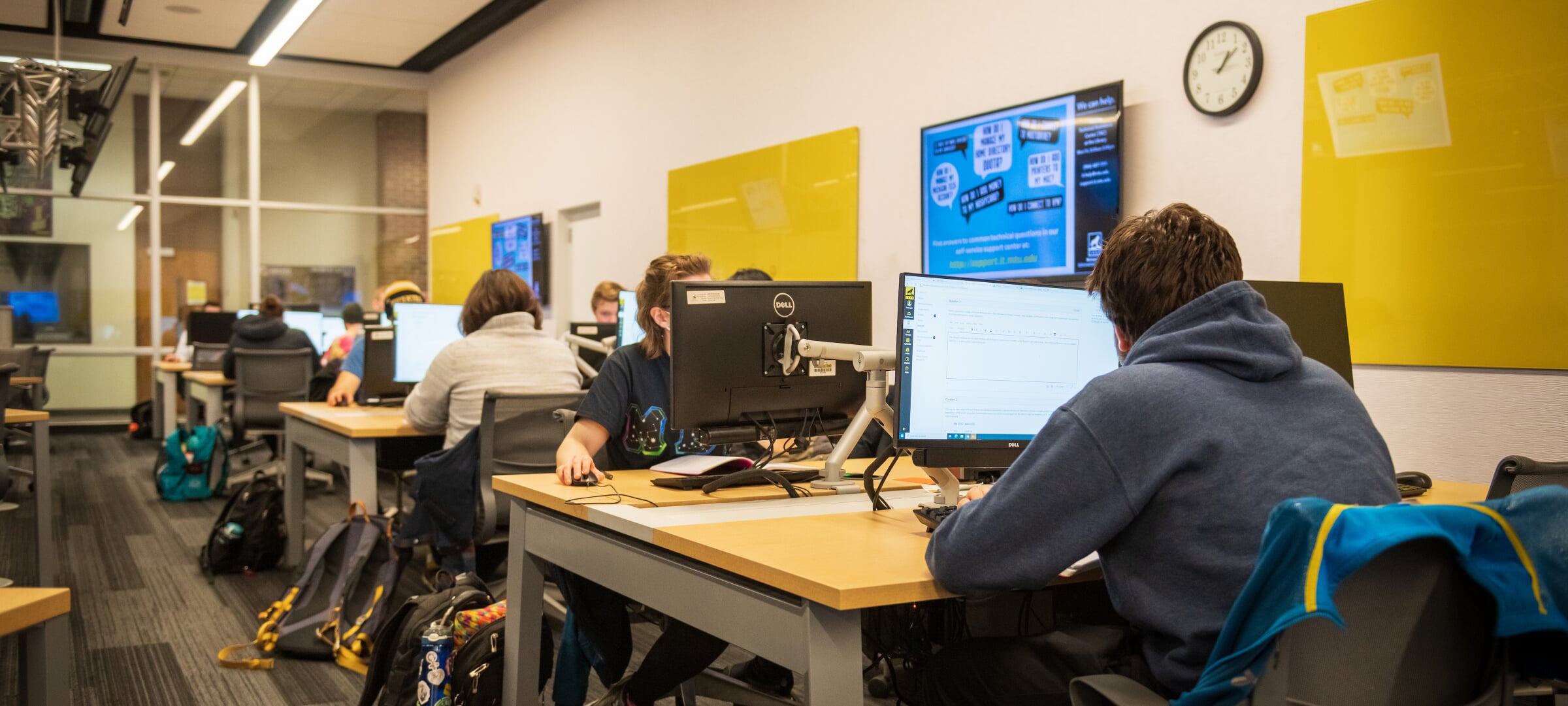 students working in a computer lab