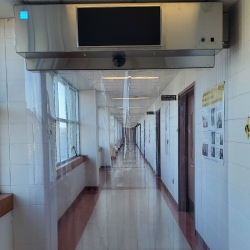 Microfab Facility Air Curtain