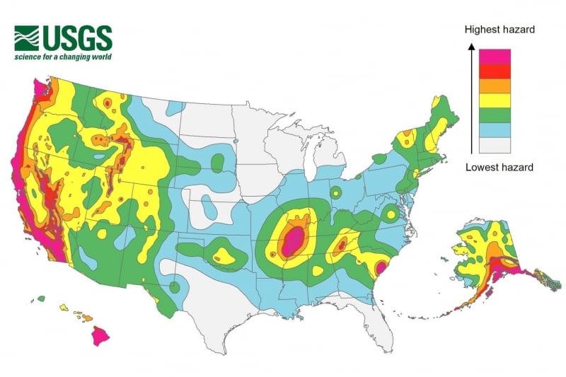 USA map showing contours of earthquake hazards throughout the country.