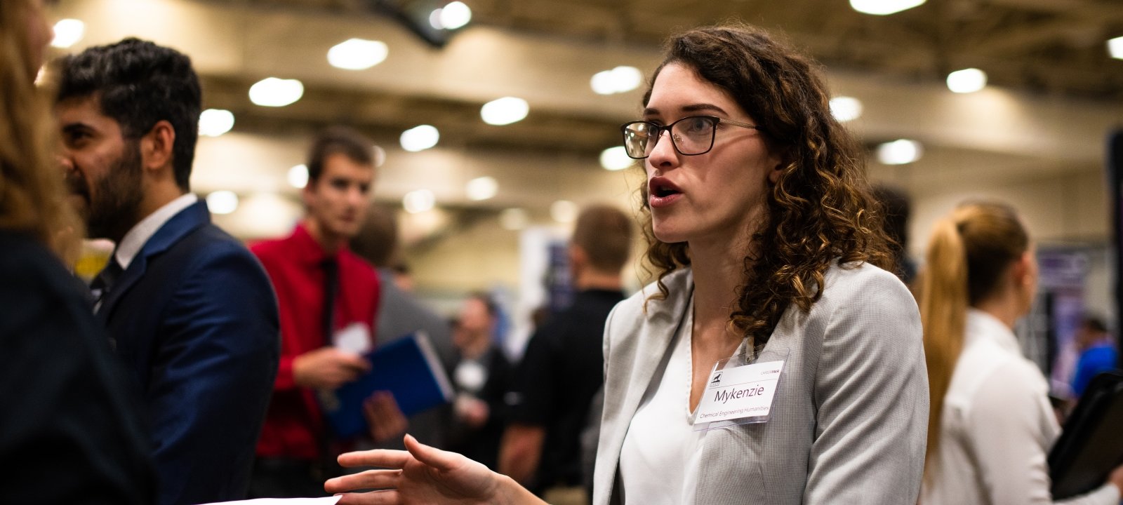 Student MyKenzie at Career Fair