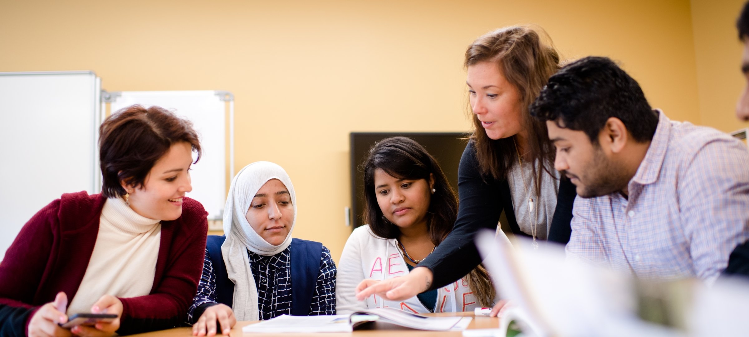 F1 students in group study