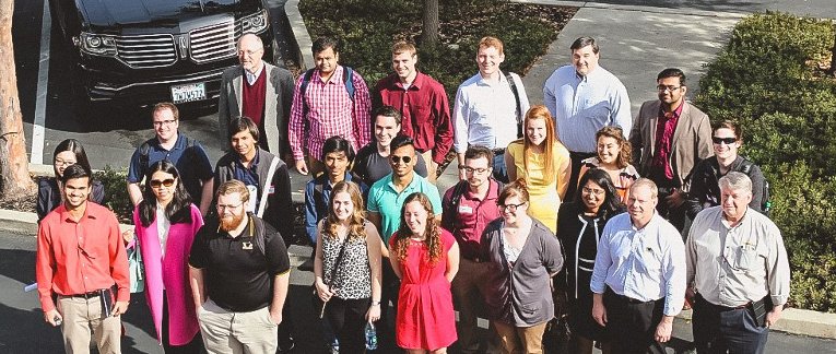 Group photo of the 20 students and additional faculty that made the trip to Silicon Valley.