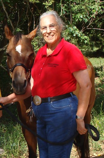 Sanna Roling with a horse.