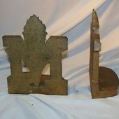 Cast metal bookends side view