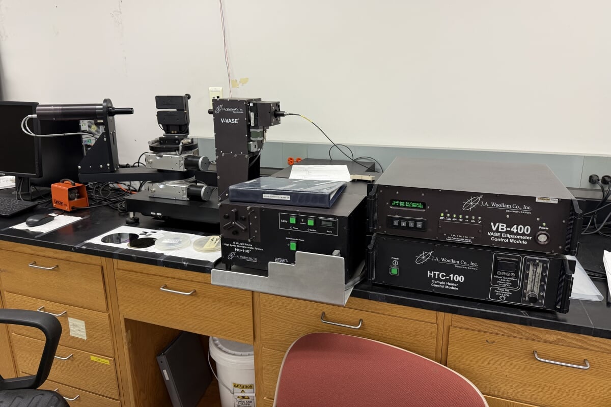 JA Woollam V-VASE spectroscopic ellipsometer