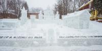 Phi Kappa Tau's winning snow statue, 