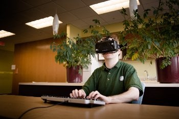 To find out how to type better with virtual reality technology, computer scientists used a light-up virtual display, autocorrect algorithms and a physical keyboard.