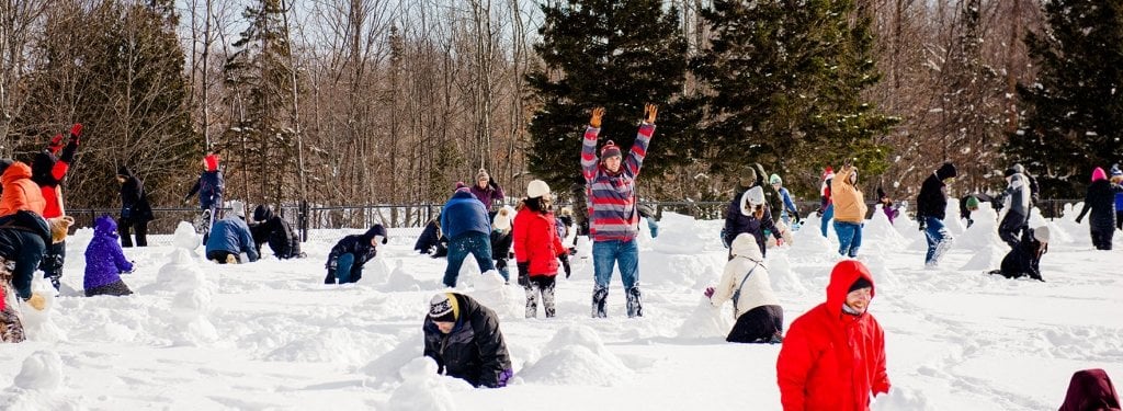 More than 1,600 showed up to break the Guiness World Record for making the most snowmen in one hour. The attempt was successful.