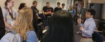 A cybersecurity researcher at Tech introduces first-year Huskies to his lab.