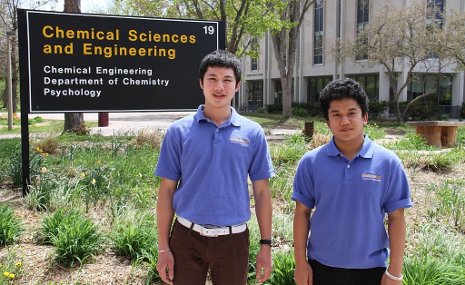 Tapee Saowalakkul (left) and Nattasak Sukkasam, undergraduates from Kasetsart University in Bangiok, Thailand, spent two months as chemical engineering interns at Michigan Tech.