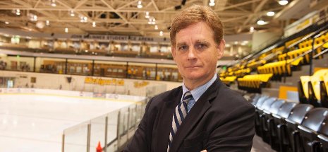 Mel Pearson, hockey coach
