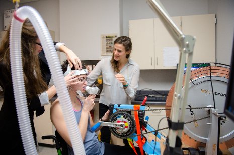 Researchers measuring oxygen consumption.