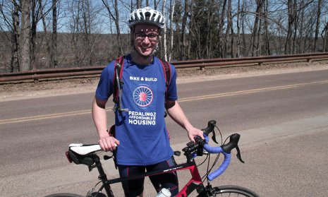 Noah Kelly setting out on his Bike and Build trip.