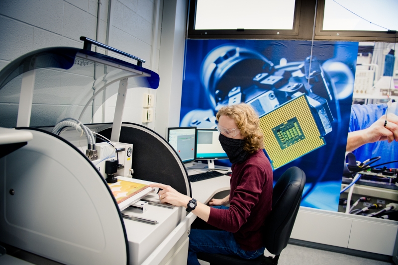 A student works in the Plexus Innovation Lab.