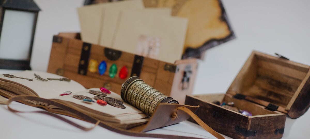 treasure hunt inside peek