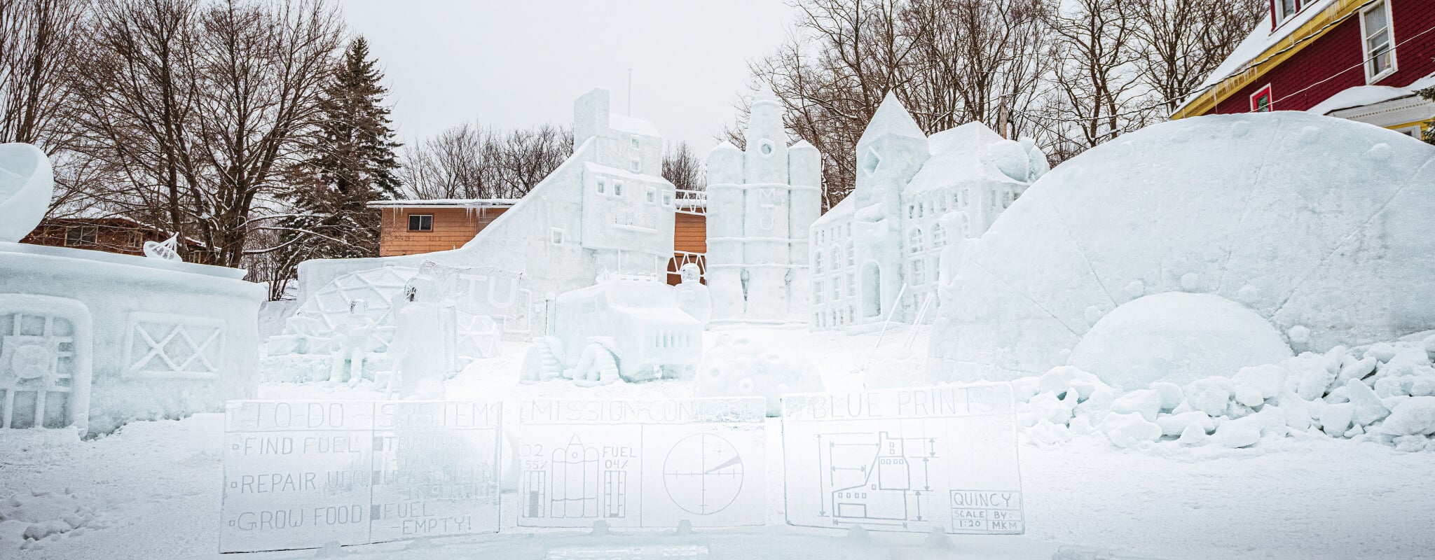 Phi Kappa Tau's winning snow statue