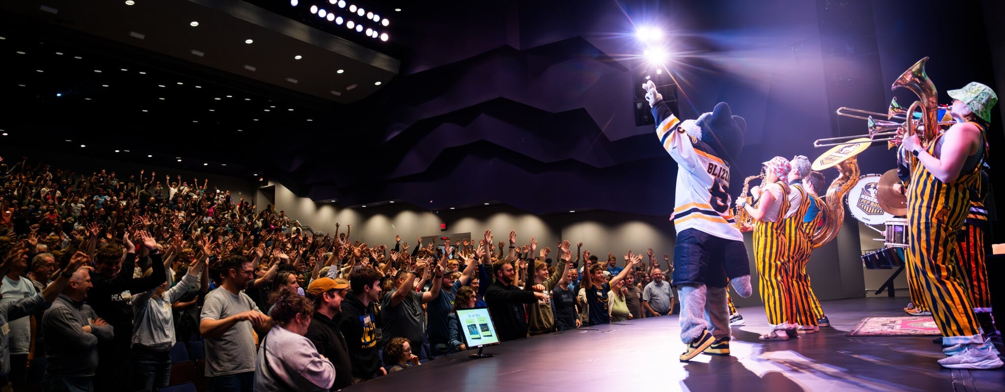 Incoming students celebrate at Orientation