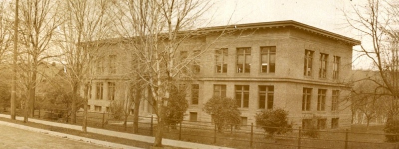 Old photo of the Academic Offices Building.