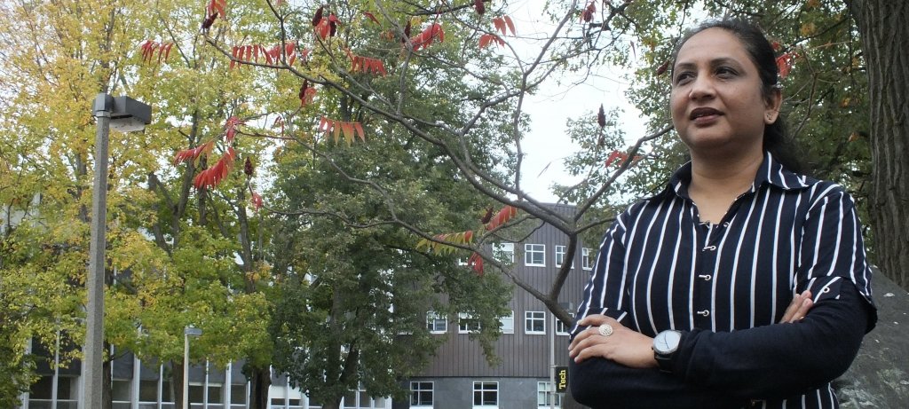 Visiting Fulbright Scholar Neetu Goel on the Michigan Tech Campus in fall 2023.