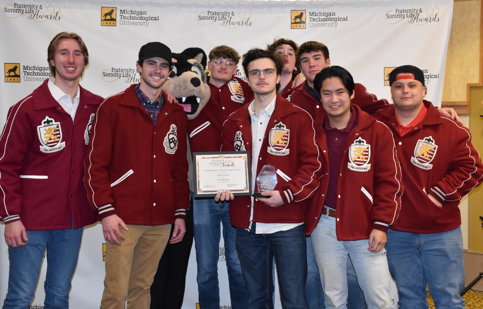 Phi Tau Greek Awards