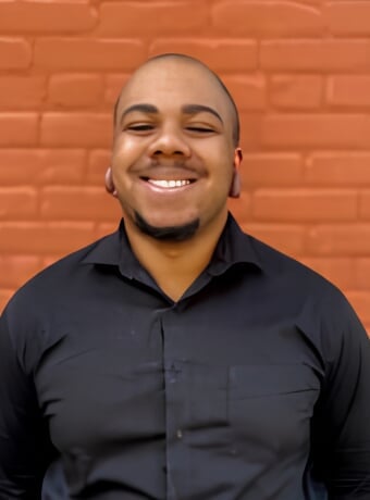 Austin McFarlane Headshot