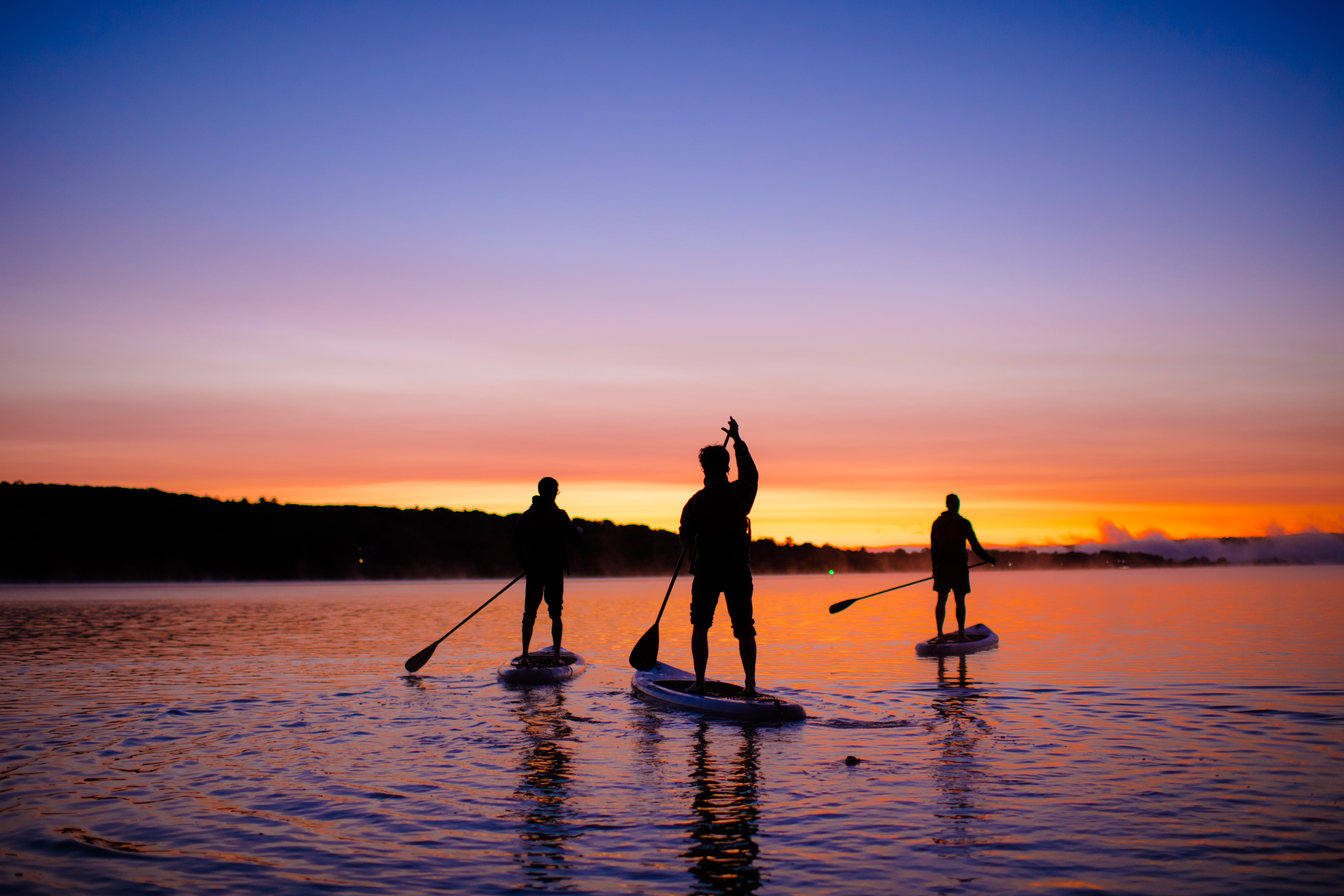 paddle board sunrise