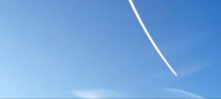 Contrails are the biggest contributor to aviationâ€™s climate impact. The company SATAVIA works on data analysis software to help airlines avoid long-lasting contrail formation. Credit: Conor Farrington, SATAVIA